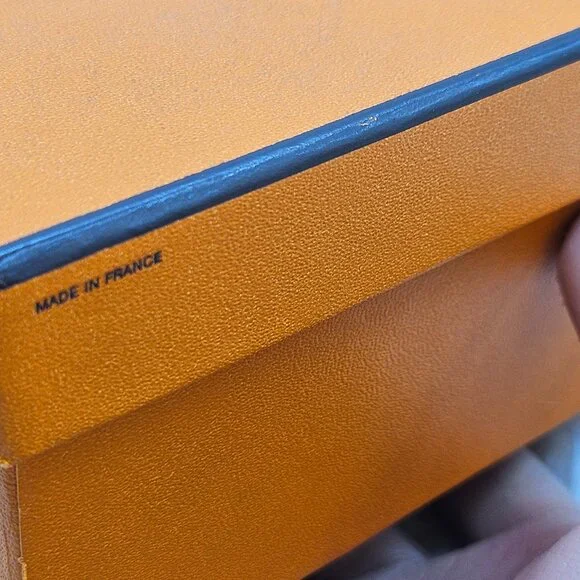 Authentic Hermès Gift Box (Empty) - Picture 3 of 9